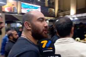 پیام کوتاه زارع برای مردم ایران: عاشقتونم!