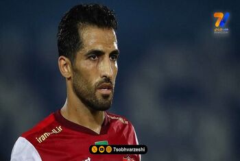 دلیل وحید امیری برای رد پیشنهاد پرسپولیس؛ هنوز می‌خواهم بازی کنم!
