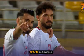 دو بی ادعا جلوی آن همه ادا!