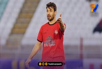 تراکتور زادروز کاپیتان ملی‌پوش خود را جشن گرفت
