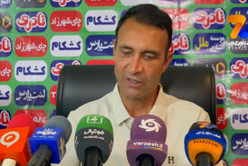رضا عنایتی: تیم فرشاد پیوس از پیش باخته نبود