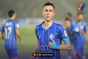 آسانی در انتظار ۱۲۵ هزار دلار؛ بازگشت ستاره استقلال معطل ماند