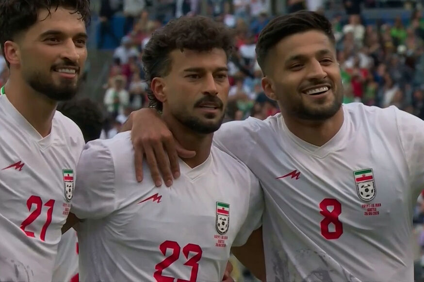گل اول ایران به مصر توسط رامین رضائیان